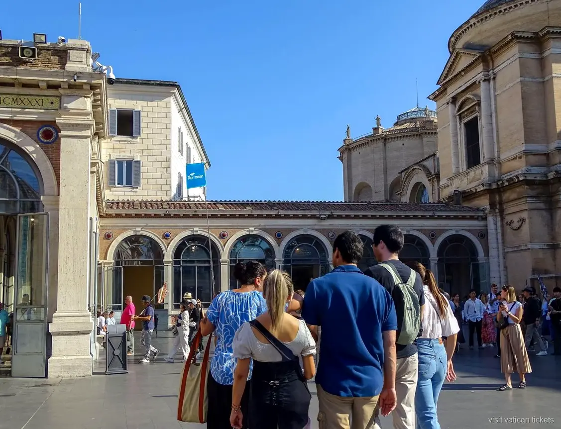 Vatican Museums tickets small-group tour with early entry